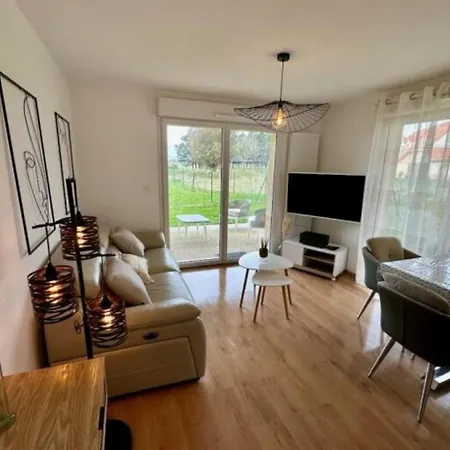 A Dream In Apartment